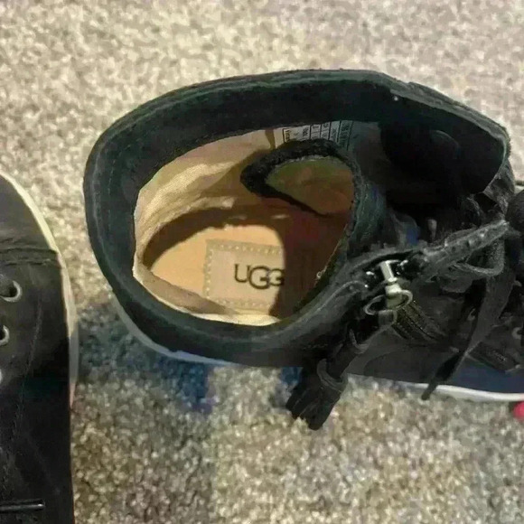 Ugg high top sneakers Size 8 Black and White - Picture 5 of 8